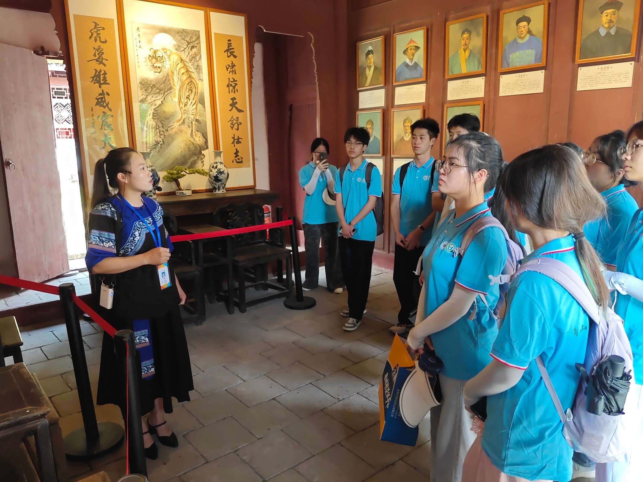 ���E��˾�Ļ������Кvʷн��