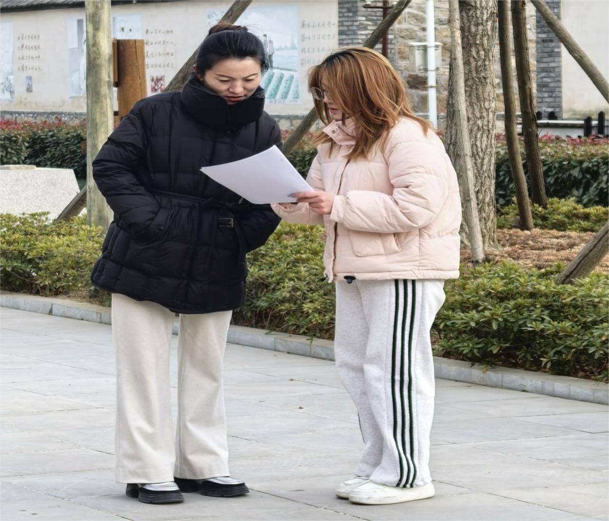 �tɫӛ�����c���l�����d֮��