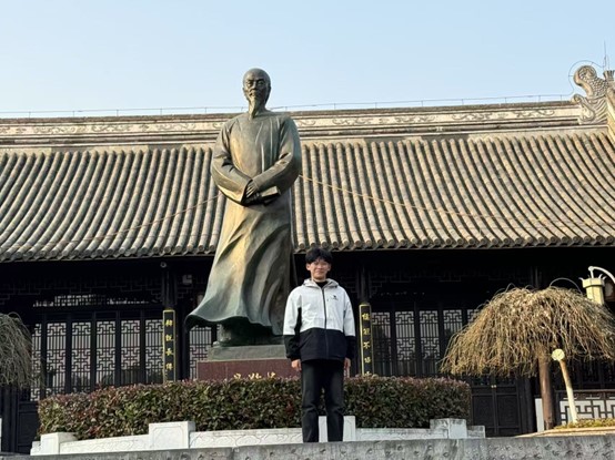 ���չ��I��W�W�ӷ����l�����L������ʷ�����о�������