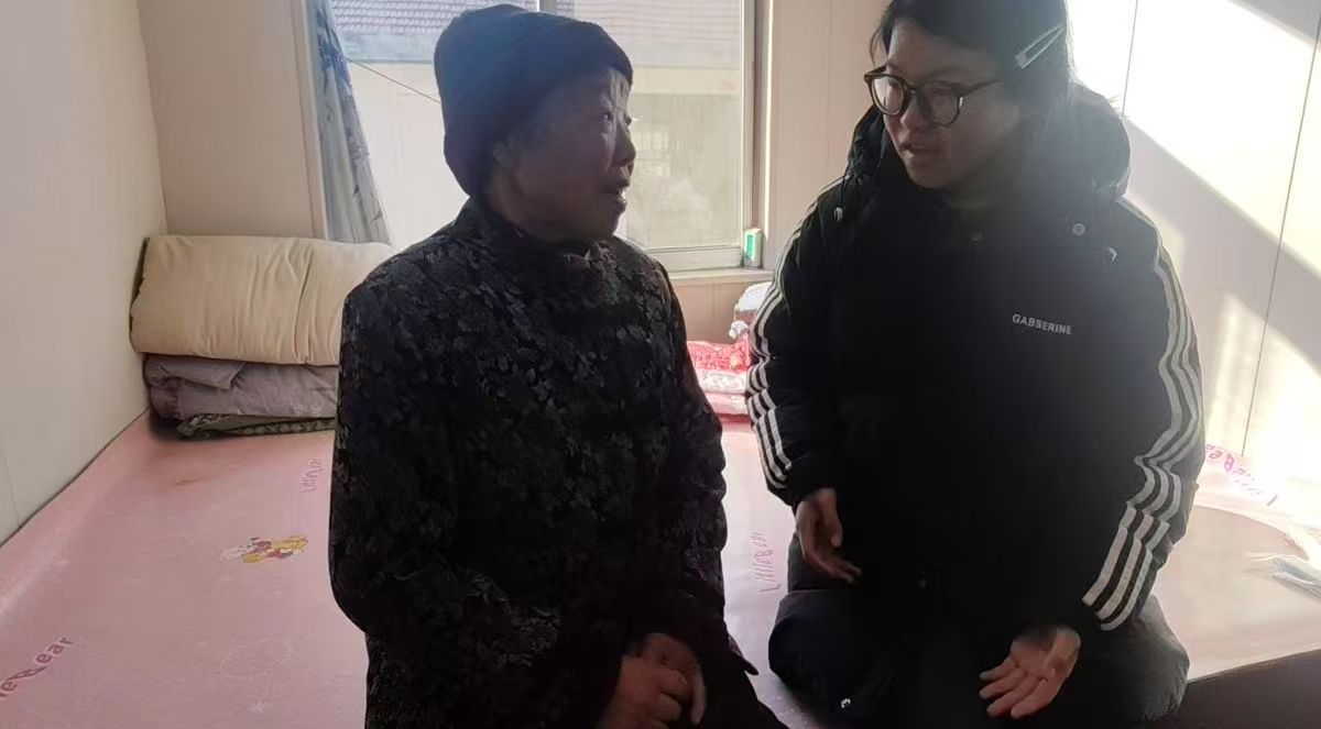 ��ů��ꖣ��۰�Ϧ�