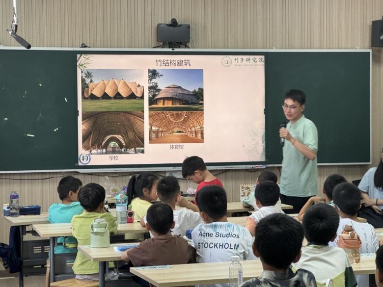  ��֮�ã����r������Ժ����������`�F�����؃�ͯ�_���Gɫ�������硱