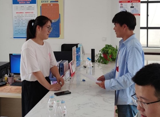 ���۽�������ɫ�a�I���������a�����lչ�� |  ����