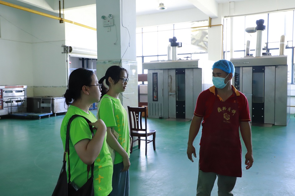 �V�������W(xu��)�ČW(xu��)Ժ�Fί�W(xu��)�������w����У������l(xi��ng)�塱־Ը����(w��)����L���ֶ��dI(y��)���޹�˾