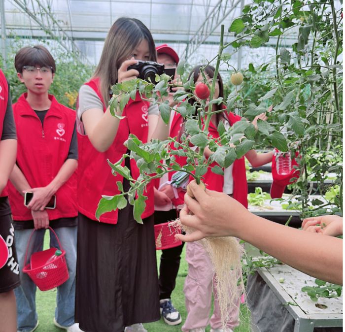 ����������W(xu��)����{(di��o)ɫ�P�F������l(xi��ng)��ǧ�ﱼ�����ݵأ��ഺ����(w��)ů����