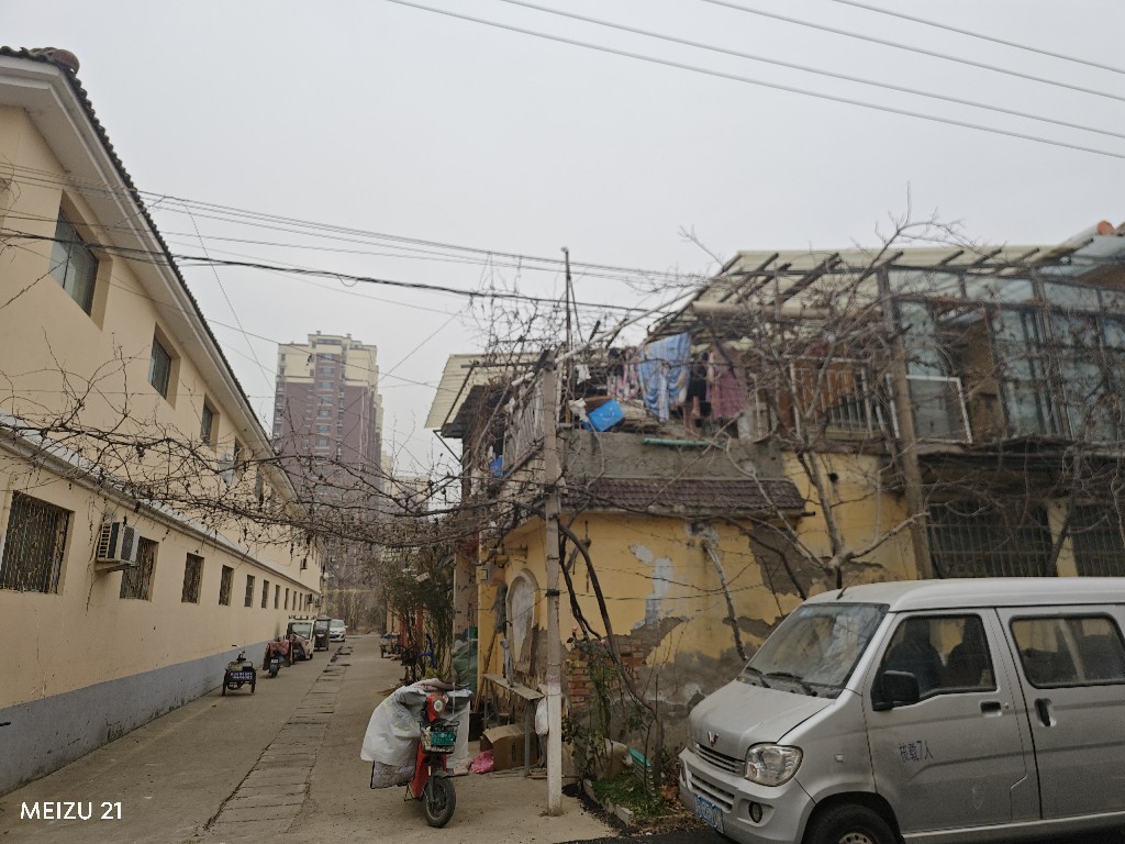 �´彨�O(sh��)չ��ò���l(xi��ng)�����d�T����