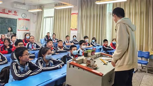 �������v�_�����£�̤�������I�ഺ�� �F���У�@���v���