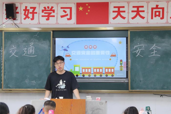 ���ώ�����W����Ժ�����놢�䣬���Lɏ�ء����`�F�_չ��ͨ�������