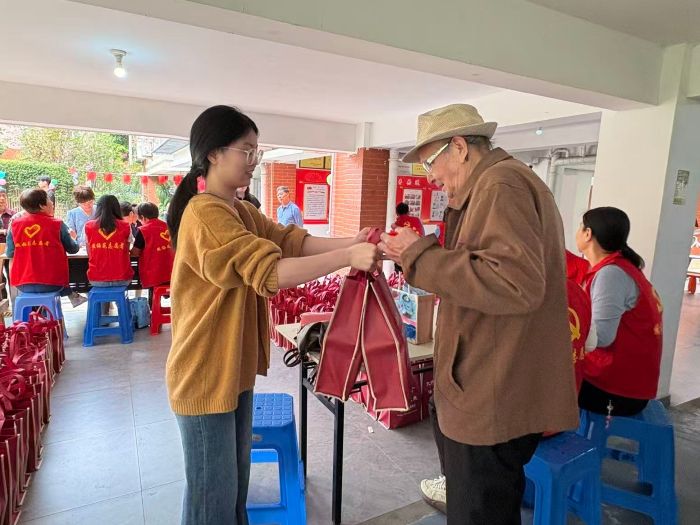 ����������W���W�c�yӋ�WԺ�_չ����ꖾ�ɣ����ů������Т��d�L��־Ը���ջ��