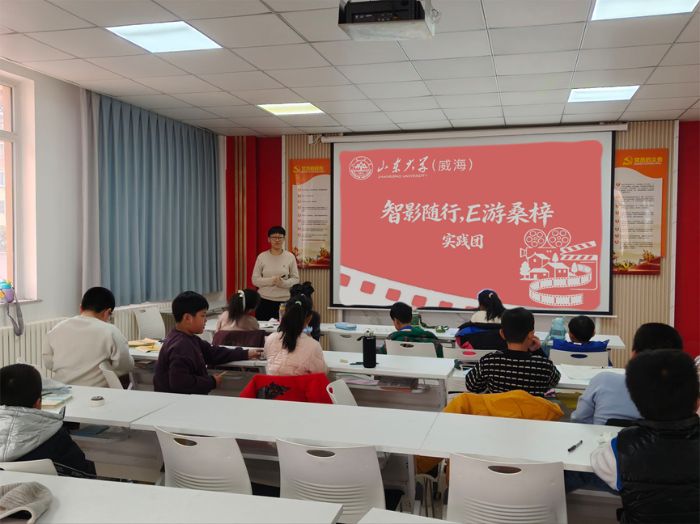 ��Ӱ��������ϵɣ������ɽ�|��W����Ӱ�S�У�E��ɣ�������`�F�����{���չ�