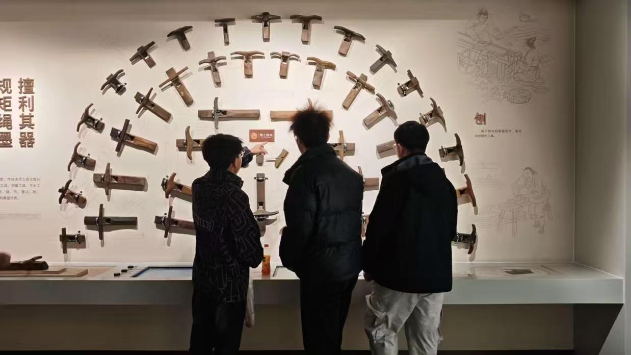 �����������}������ʥ�t�ǻۡ����t�WԺ�_չ�����f����퍡��������}���`���