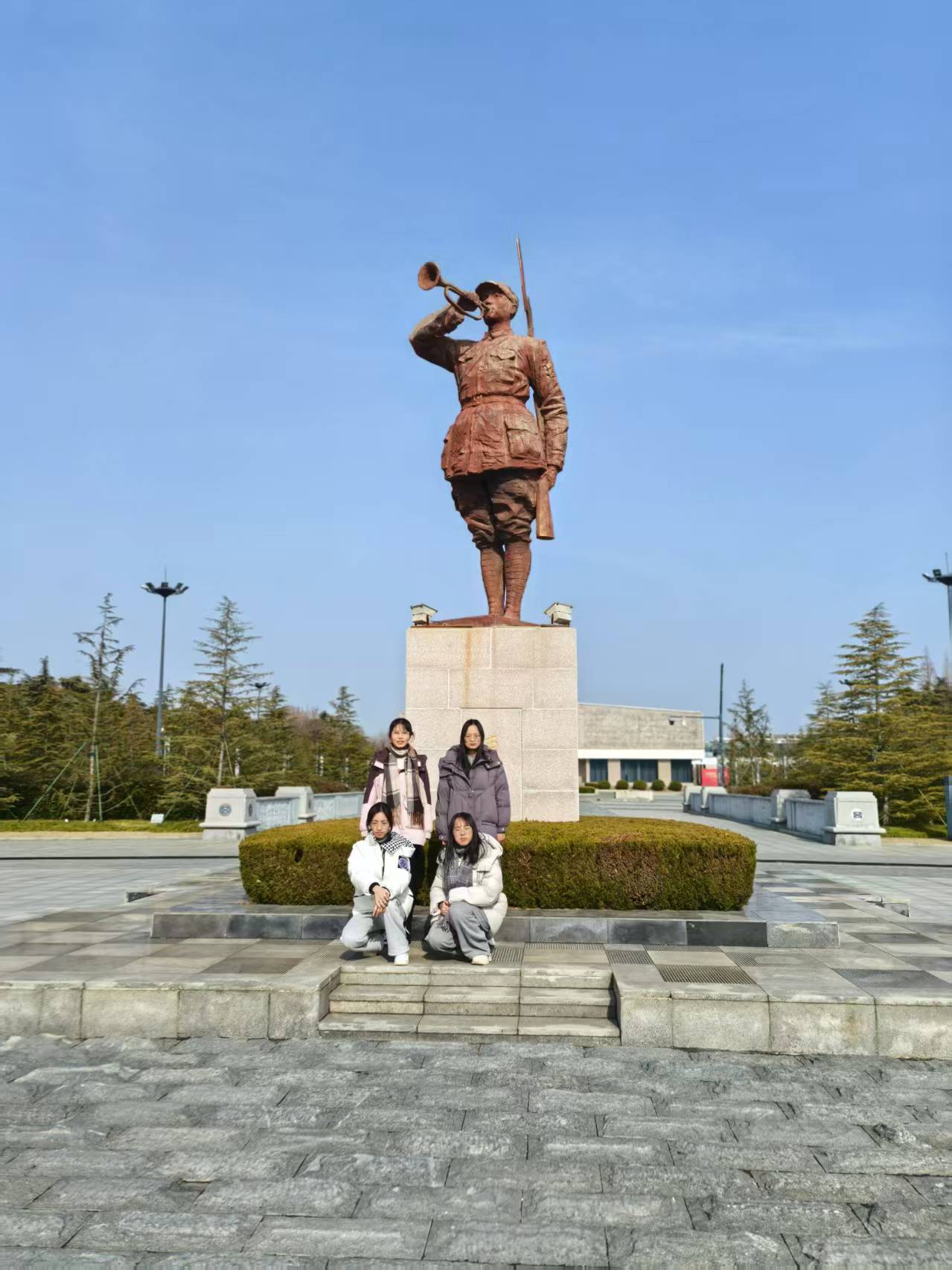 ���F܊���� ���tɫ�ǻ�