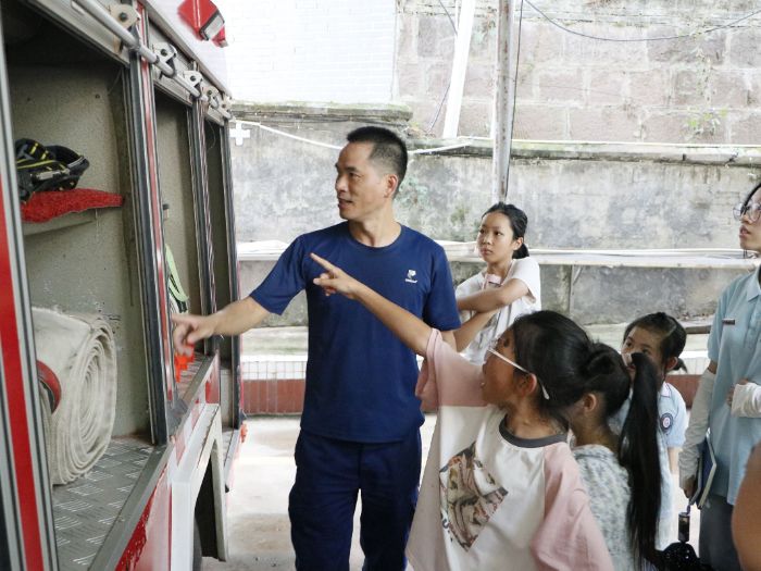 ͯ��ӳ�ջ����{�����ϡ��߲ʡ������� ���������ǻ�����������������������`�F�_չ������ȫ