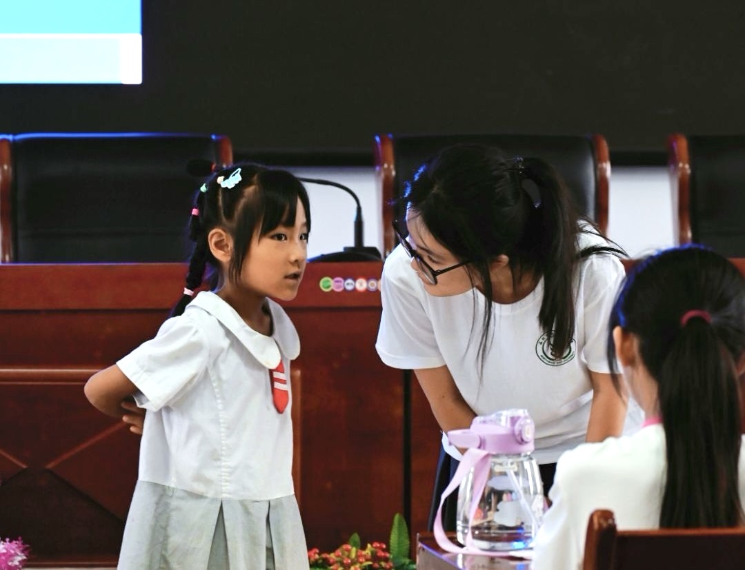 �����r�ֿƼ���W�@ˇ�WԺ����ůͯ�ģ��ǽ�ͬ��