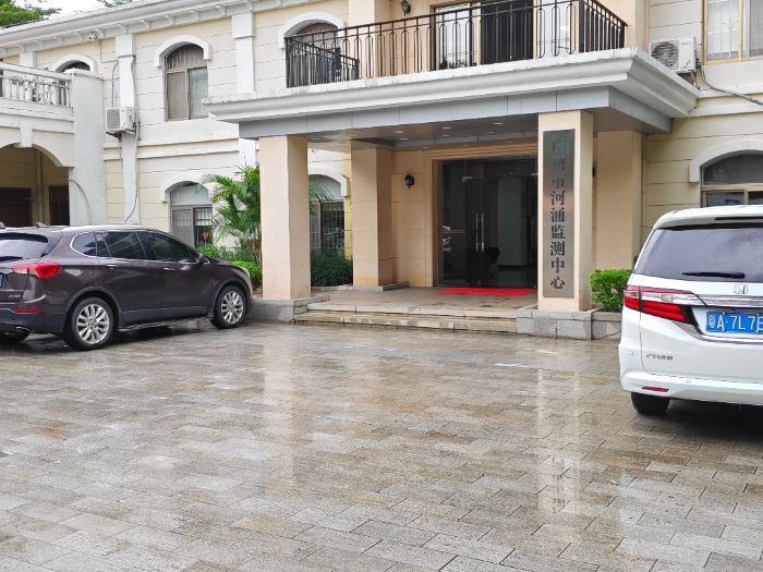 調研團抵達東圃泵檢測中心 宋天浩攝